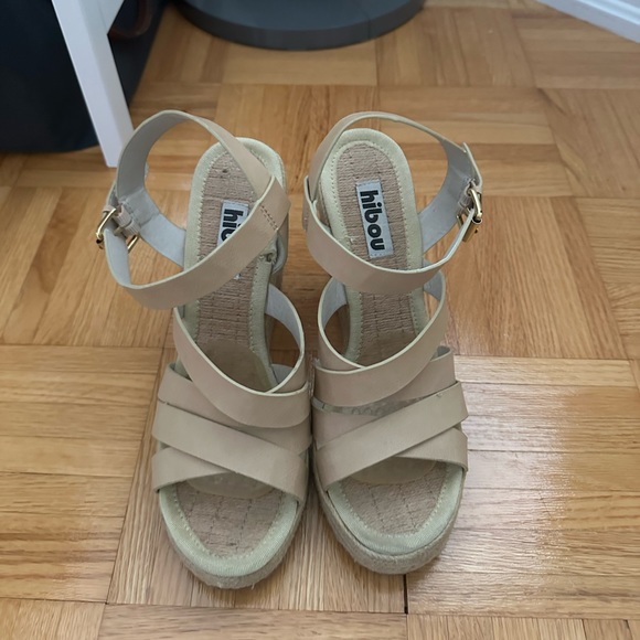 Tan Wedges With Buckle - Picture 2 of 4